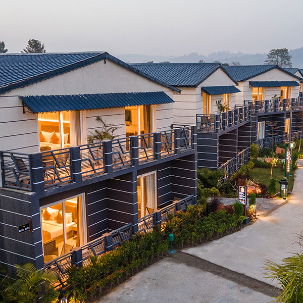Serene resort moment